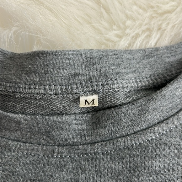 Dog Mom Sweatshirt Women Dog Mama Cute Dog Paw  graphic Dog Lover Pullover - Picture 9 of 9